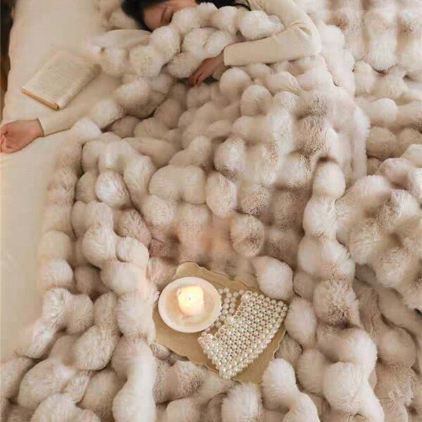 1pc Luxury Faux Mink Fur Plush Blanket, Thick Double-Layer Soft Fluffy Throw Blanket With Cloud-Like Feeling, Suitable For Home, Living Room, Bedroom, Sofa, Also A Great Gift To Upgrade Home Living Quality